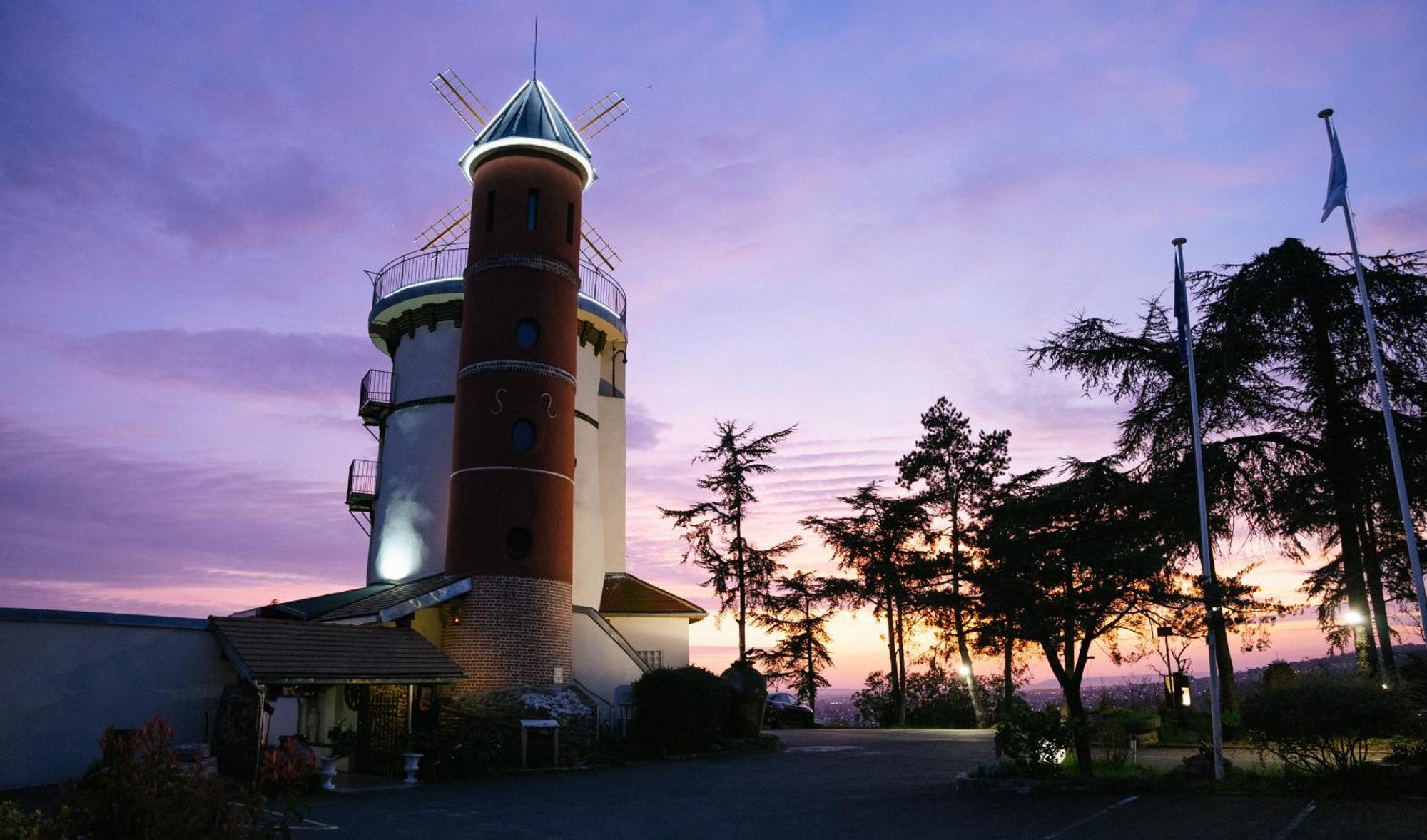 Le Moulin D'Orgemont, Hebergements & Restaurants Аржантей Экстерьер фото